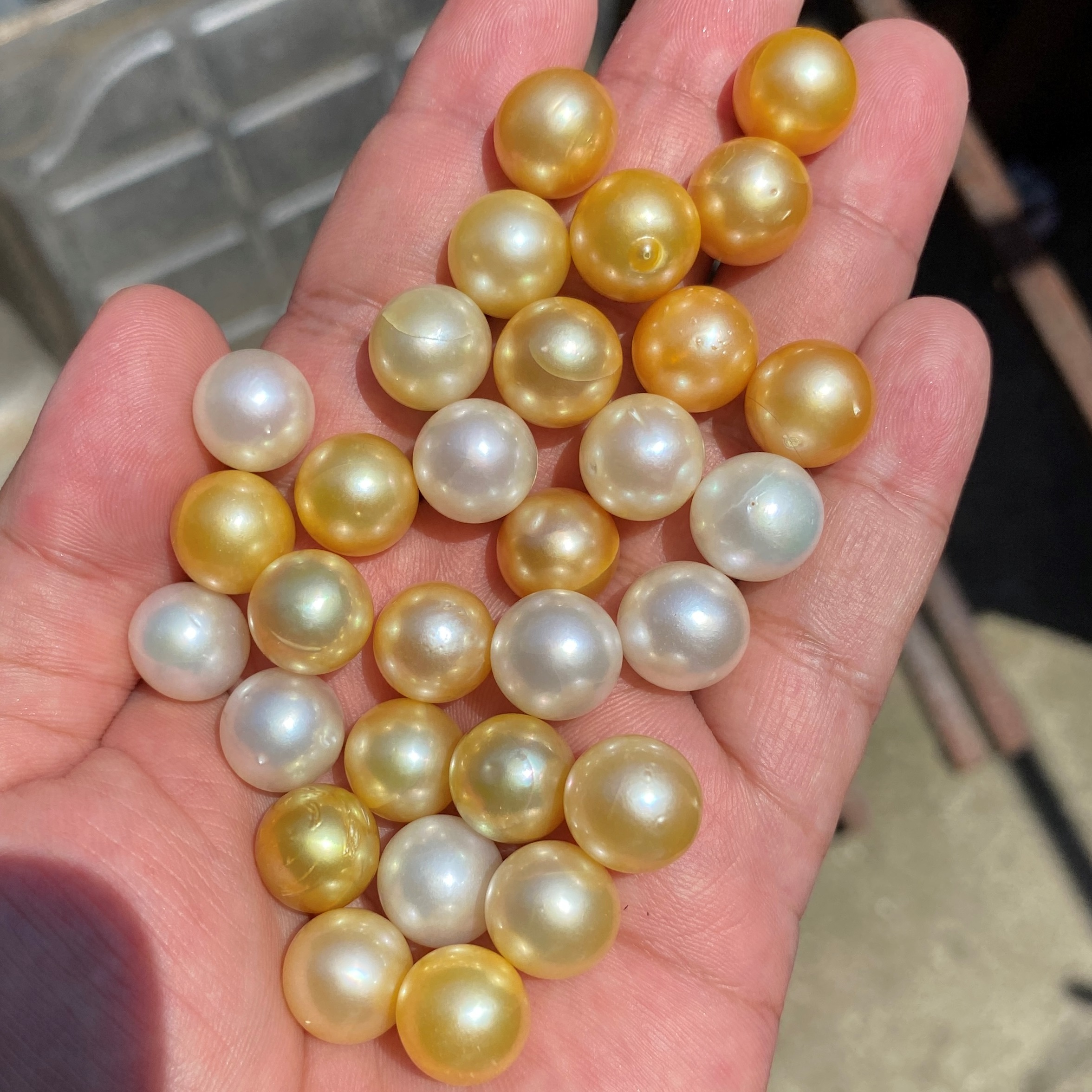Loose Pearl